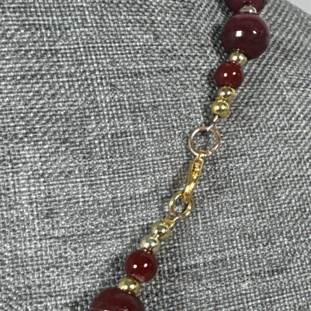 Goldtone Burgundy Acrylic Bead Necklace Handmade 19" - Picture 5 of 6